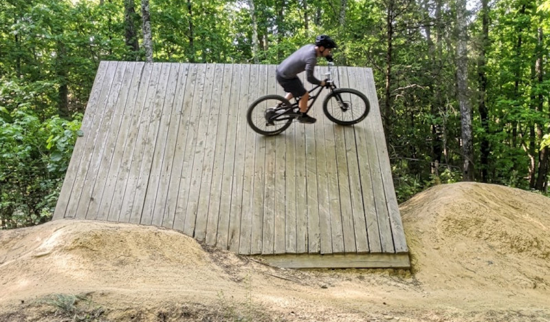 Beatty Black Wallride